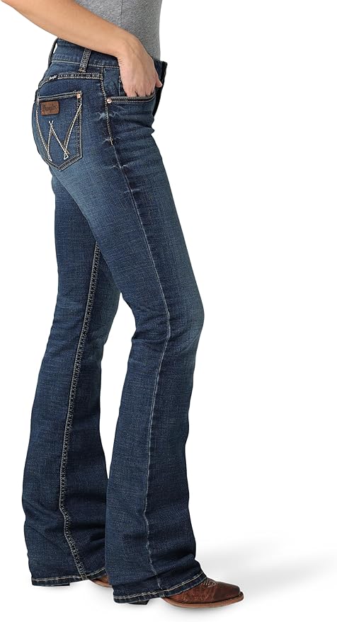 Wrangler Women’s Retro Mae Mid Boot Cut Jeans – Size 26 x 32